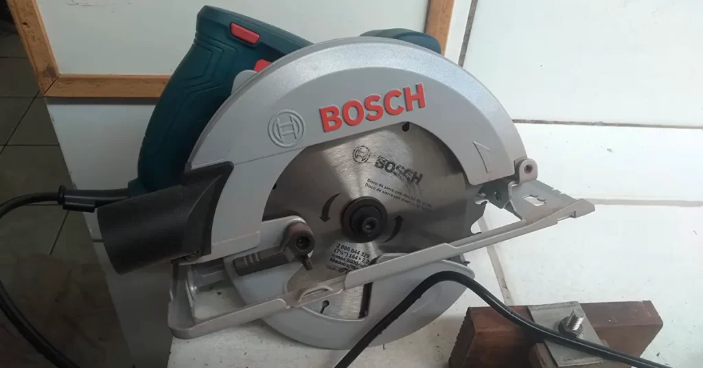 serra Bosch GKS 150 é boa