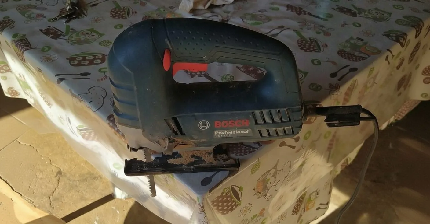 Serra tico tico Bosch gst 75 E É BOA? Vale a pena