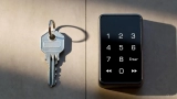 O que é mais seguro, chave tetra ou fechadura digital?